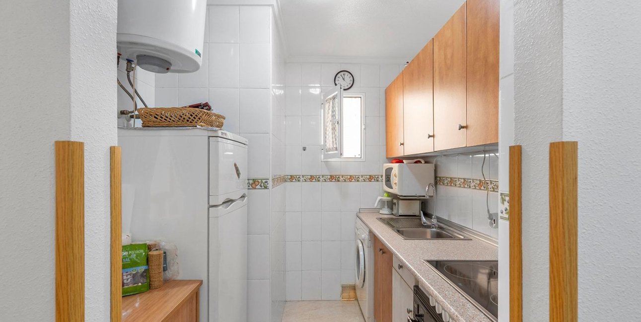 Resale - Apartment / flat -
Torrevieja - Estacion de autobuses