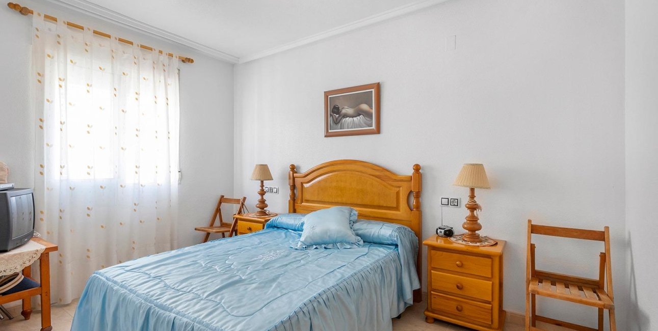 Resale - Apartment / flat -
Torrevieja - Estacion de autobuses