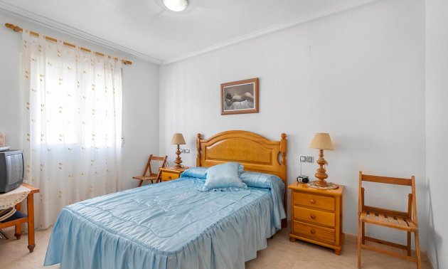 Resale - Apartment / flat -
Torrevieja - Estacion de autobuses