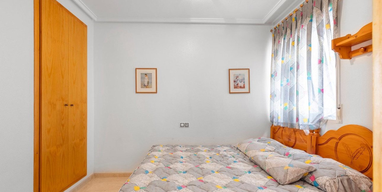 Resale - Apartment / flat -
Torrevieja - Estacion de autobuses