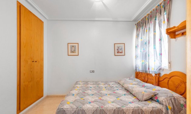 Resale - Apartment / flat -
Torrevieja - Estacion de autobuses
