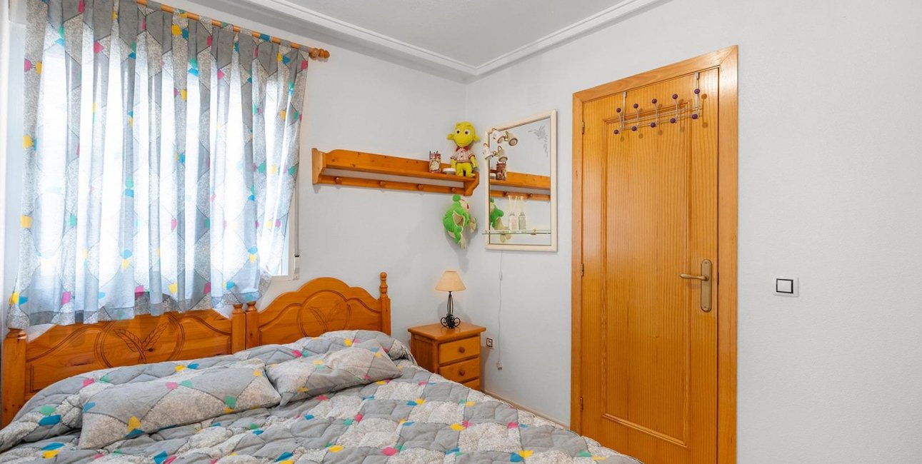 Resale - Apartment / flat -
Torrevieja - Estacion de autobuses