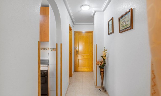 Resale - Apartment / flat -
Torrevieja - Estacion de autobuses