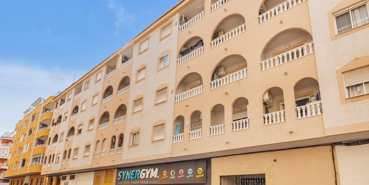 Resale - Apartment / flat -
Torrevieja - Estacion de autobuses