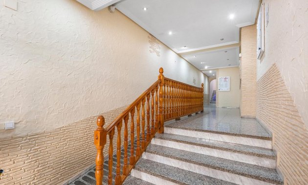 Resale - Apartment / flat -
Torrevieja - Estacion de autobuses