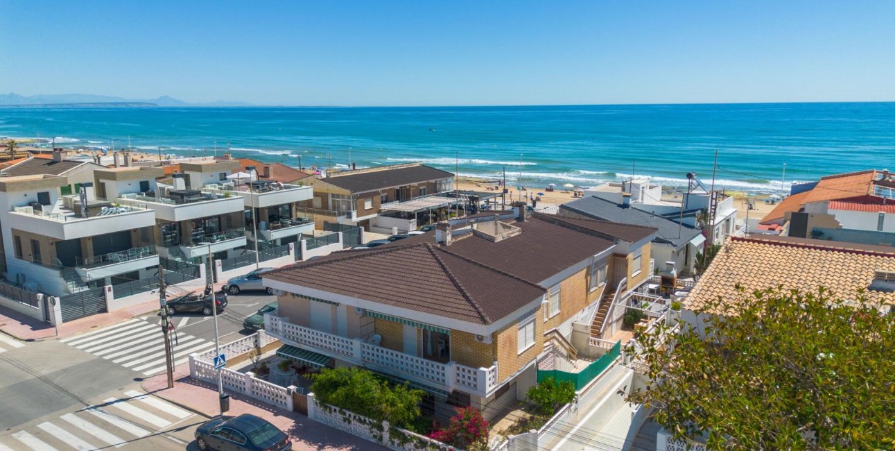 Rynek wtórny - Bungalowy -
Torrevieja - La Mata