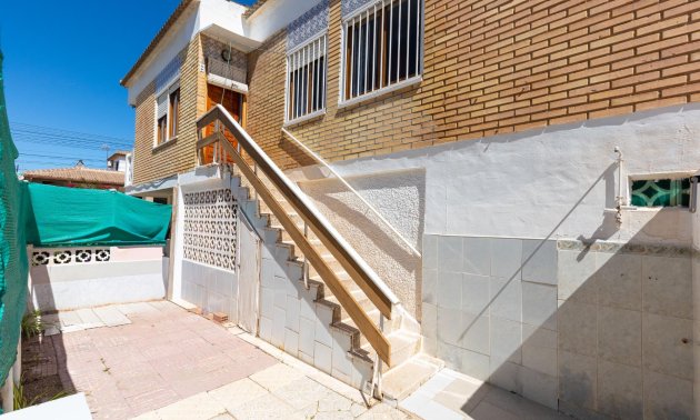 Rynek wtórny - Bungalowy -
Torrevieja - La Mata