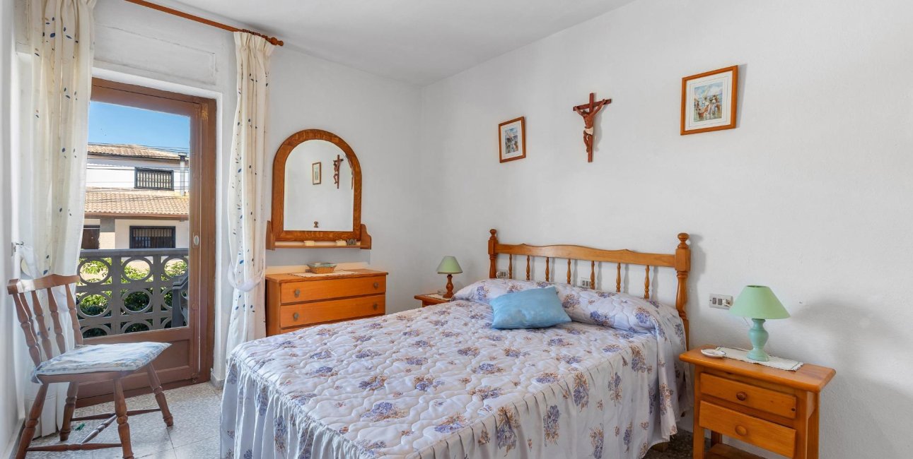Rynek wtórny - Bungalowy -
Torrevieja - La Mata