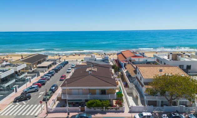 Rynek wtórny - Bungalowy -
Torrevieja - La Mata