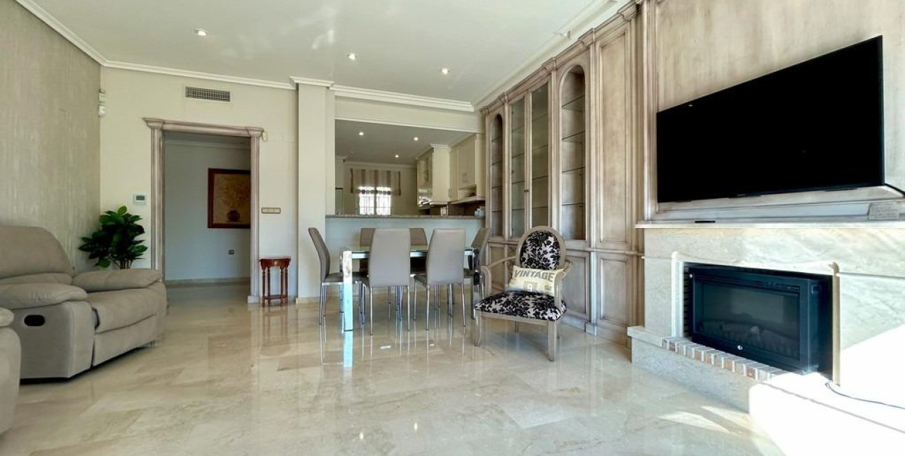Resale - Penthouse -
Dehesa de campoamor - Campoamor