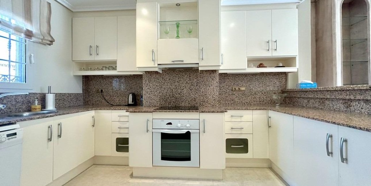 Resale - Penthouse -
Dehesa de campoamor - Campoamor