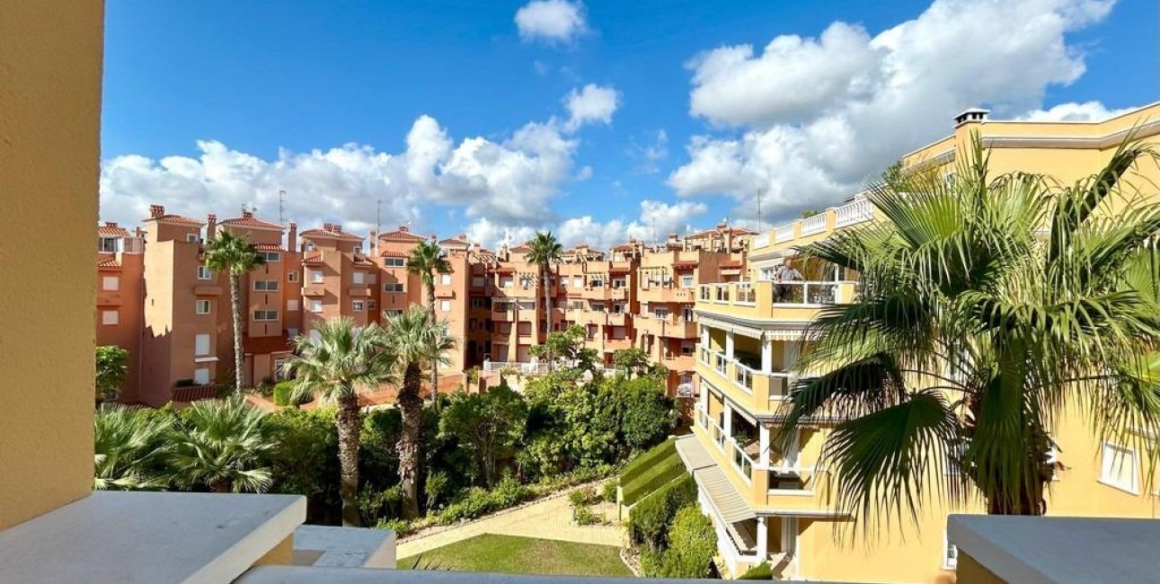 Resale - Penthouse -
Dehesa de campoamor - Campoamor