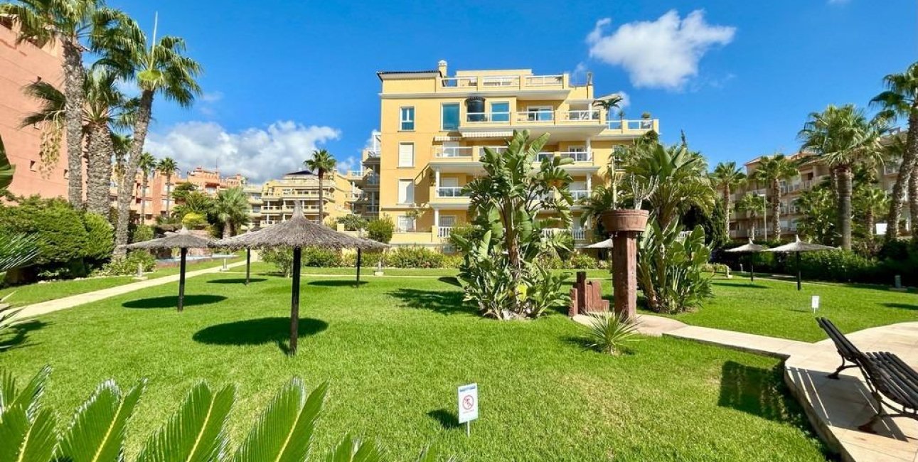 Resale - Penthouse -
Dehesa de campoamor - Campoamor