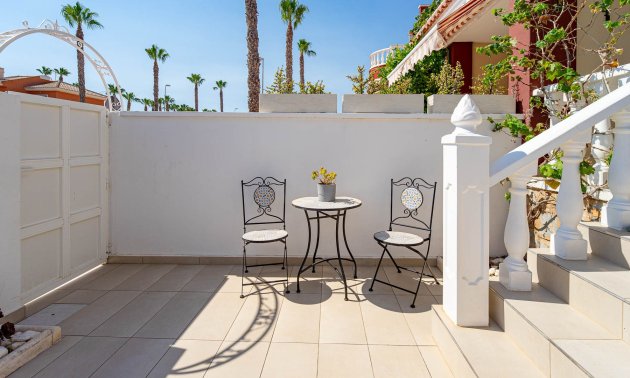 Resale - Townhouse -
Ciudad Quesada - Doña Pepa