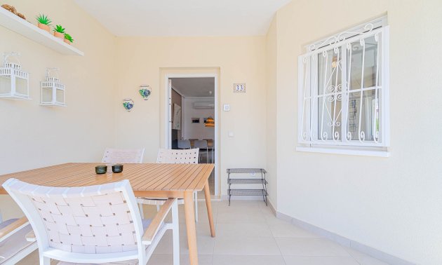 Resale - Townhouse -
Ciudad Quesada - Doña Pepa