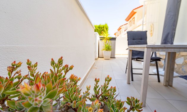 Resale - Townhouse -
Ciudad Quesada - Doña Pepa