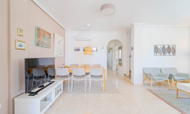 Resale - Townhouse -
Ciudad Quesada - Doña Pepa