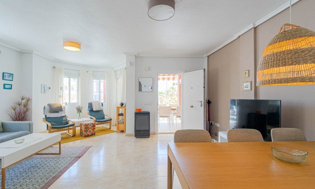 Resale - Townhouse -
Ciudad Quesada - Doña Pepa