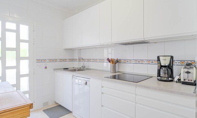 Resale - Townhouse -
Ciudad Quesada - Doña Pepa