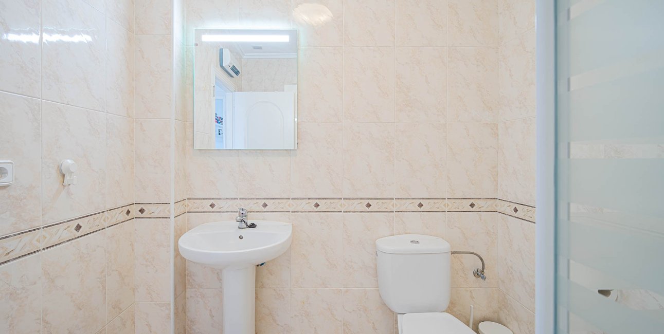 Resale - Townhouse -
Ciudad Quesada - Doña Pepa