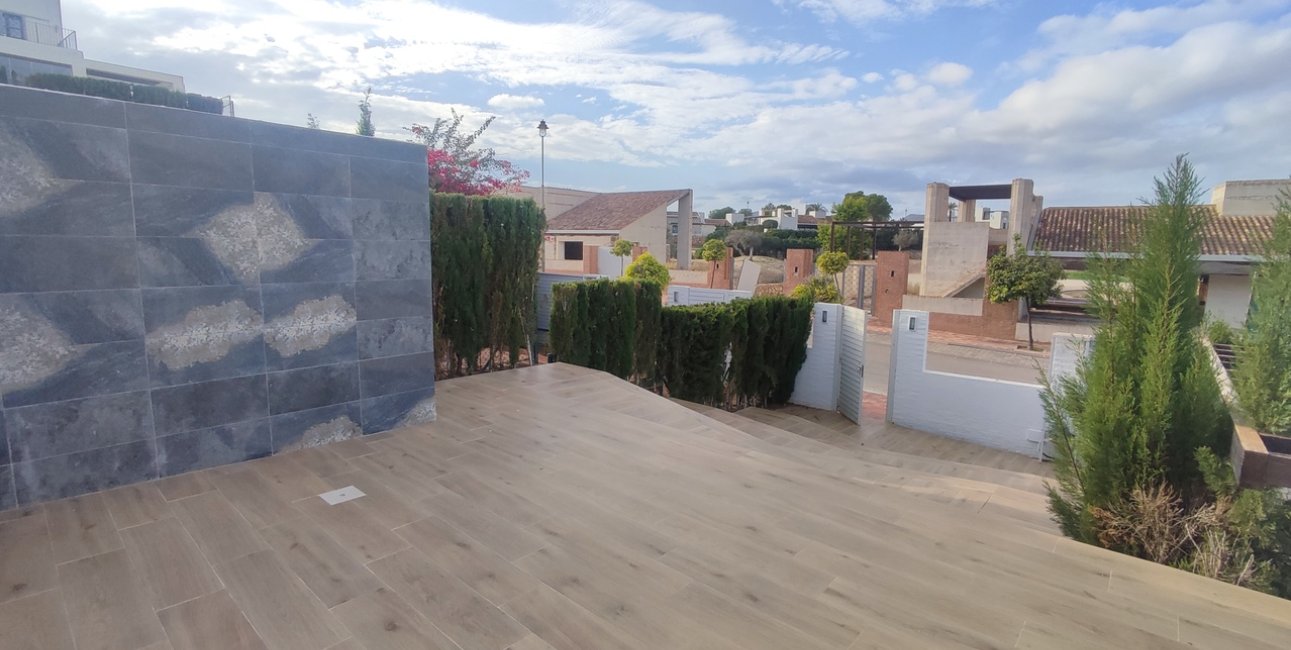 Resale - Villa -
Sucina - Peraleja Golf