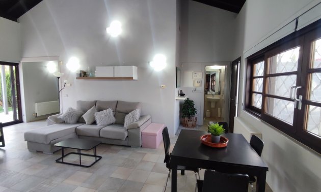 Resale - Villa -
Sucina - Peraleja Golf