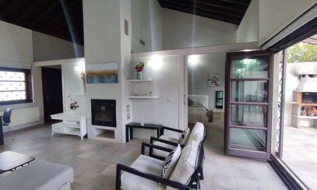 Resale - Villa -
Sucina - Peraleja Golf