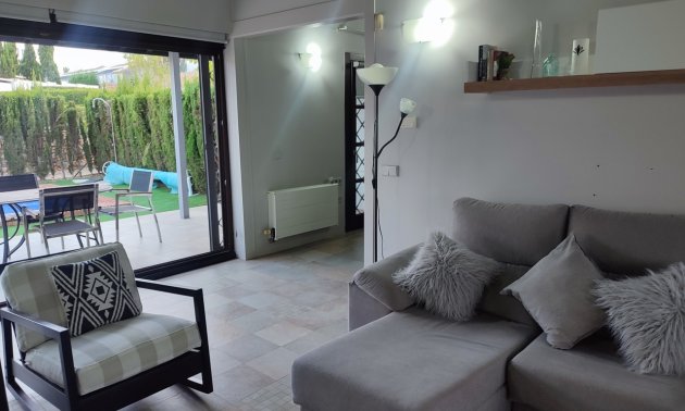 Resale - Villa -
Sucina - Peraleja Golf