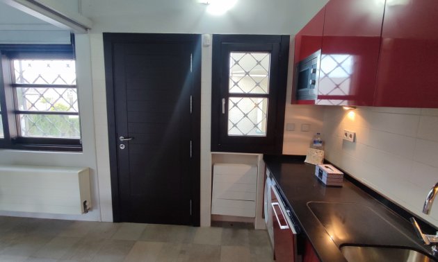 Resale - Villa -
Sucina - Peraleja Golf