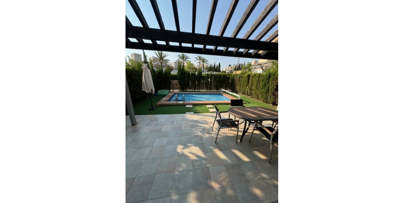 Resale - Villa -
Sucina - Peraleja Golf
