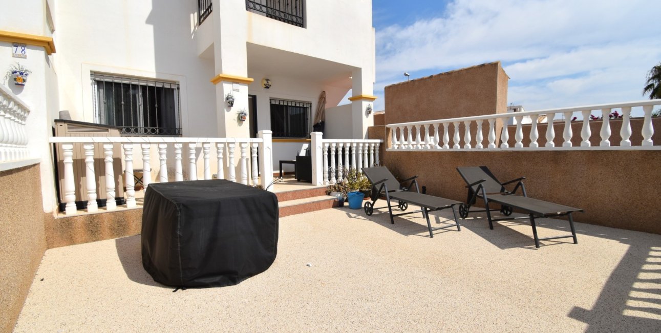 Resale - Apartment / flat -
Orihuela Costa - Punta Prima
