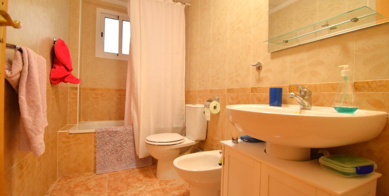 Resale - Apartment / flat -
Orihuela Costa - Punta Prima