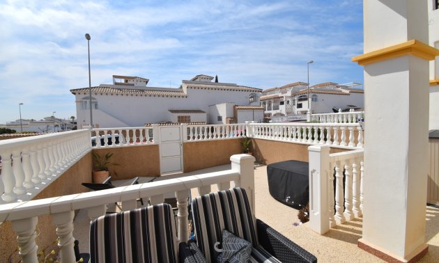 Resale - Apartment / flat -
Orihuela Costa - Punta Prima