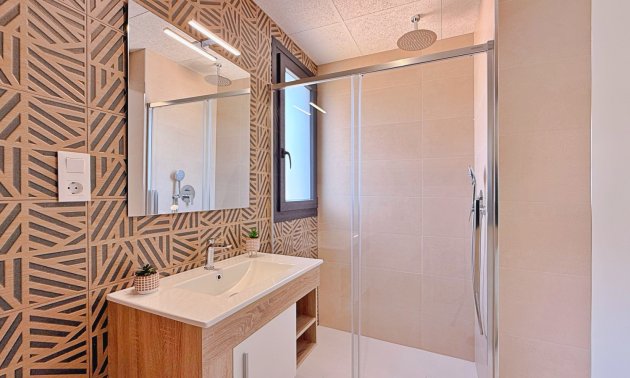 Resale - Apartment / flat -
Orihuela - Orihuela Costa