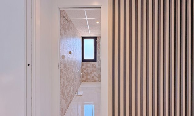 Resale - Apartment / flat -
Orihuela - Orihuela Costa
