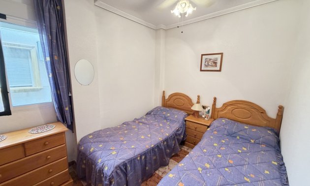 Resale - Apartment / flat -
Orihuela Costa - Villamartin