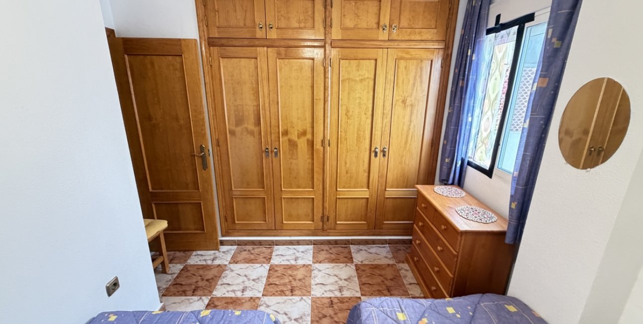 Resale - Apartment / flat -
Orihuela Costa - Villamartin