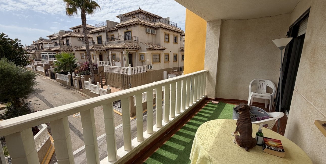 Resale - Apartment / flat -
Orihuela Costa - Villamartin