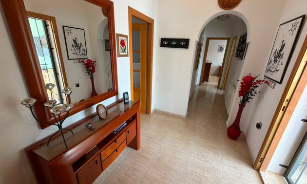 Reventa - Villa -
Los Montesinos - La Herrada
