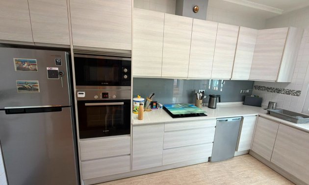 Reventa - Villa -
Los Montesinos - La Herrada