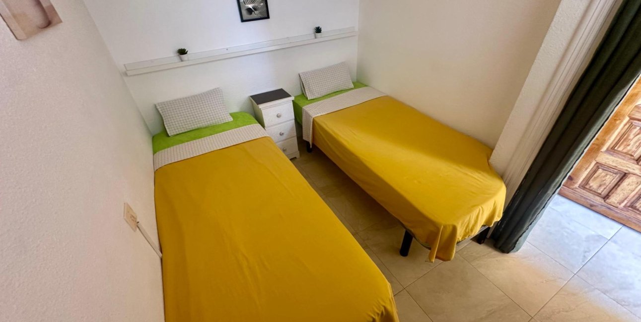 Reventa - Apartamento / piso -
Torrevieja - Cabo cervera