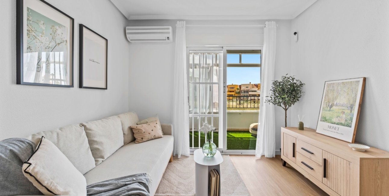 Reventa - Apartamento / piso -
Orihuela Costa - Playa Flamenca