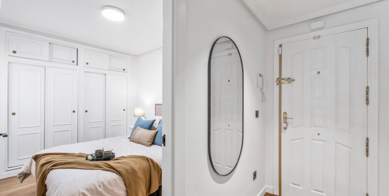 Reventa - Apartamento / piso -
Orihuela Costa - Playa Flamenca
