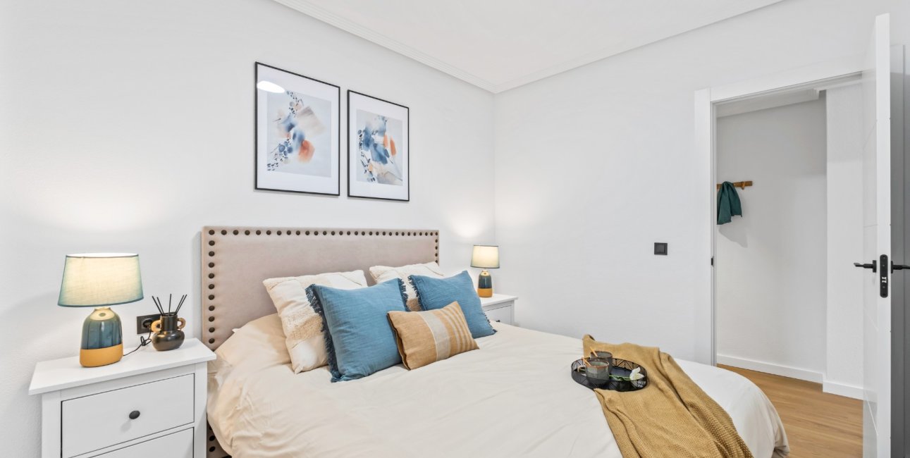 Reventa - Apartamento / piso -
Orihuela Costa - Playa Flamenca