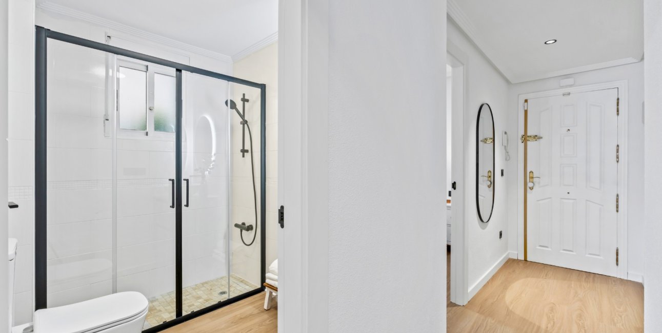 Reventa - Apartamento / piso -
Orihuela Costa - Playa Flamenca