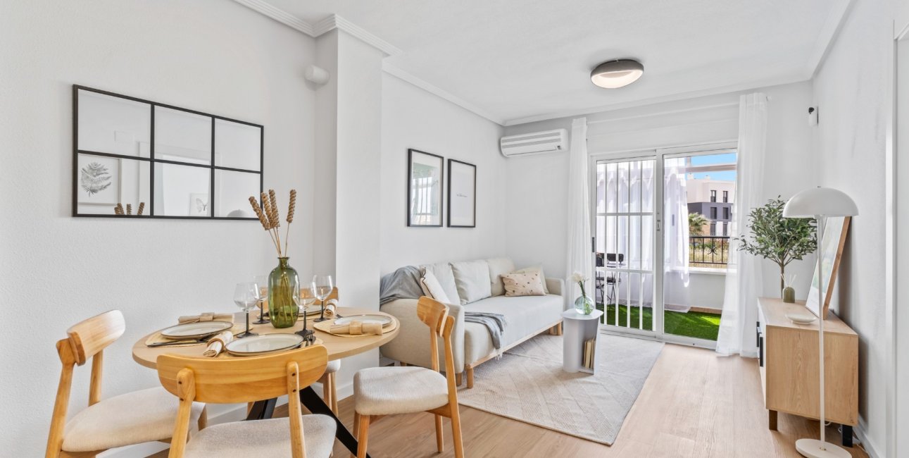 Reventa - Apartamento / piso -
Orihuela Costa - Playa Flamenca