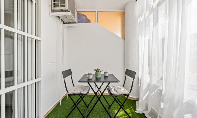 Reventa - Apartamento / piso -
Orihuela Costa - Playa Flamenca