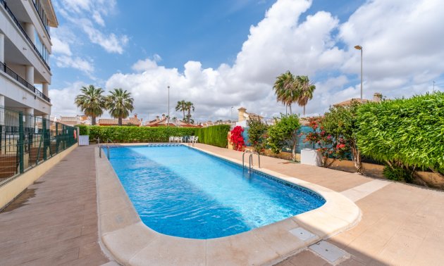 Reventa - Apartamento / piso -
Orihuela Costa - Playa Flamenca