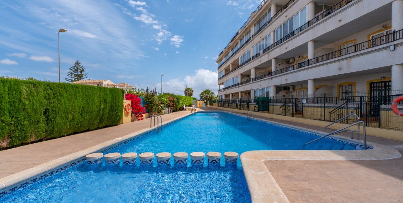 Reventa - Apartamento / piso -
Orihuela Costa - Playa Flamenca