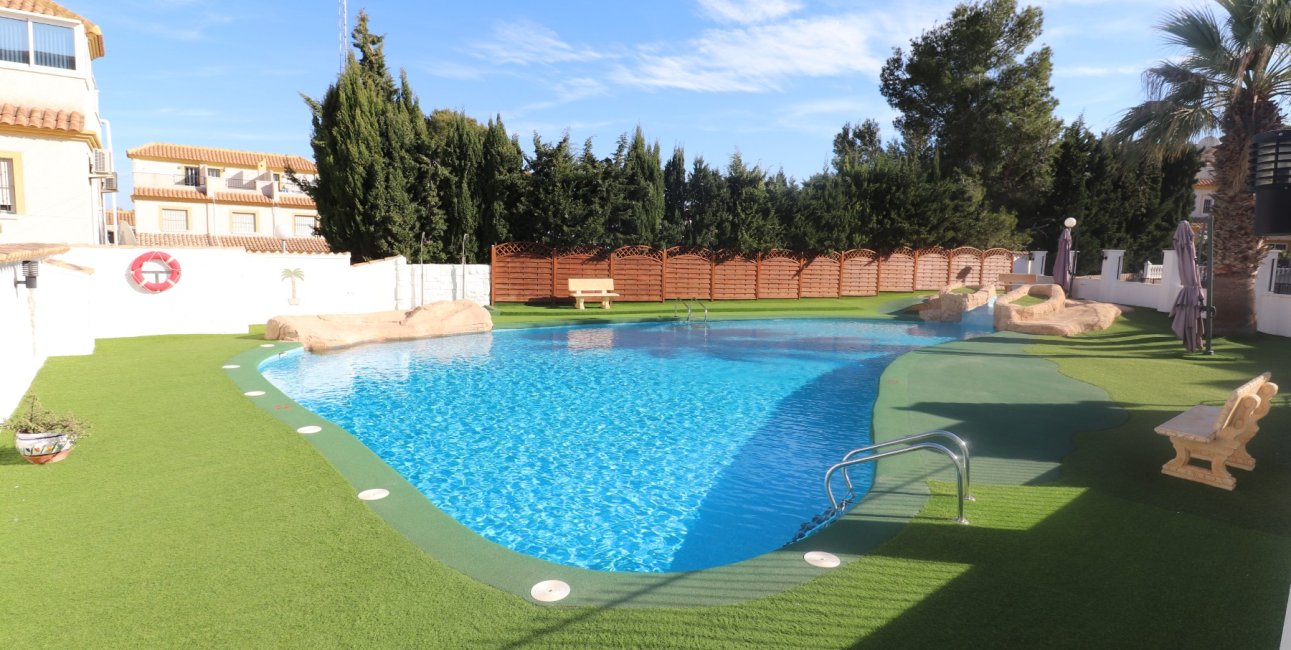 Resale - Townhouse -
Algorfa - Montemar